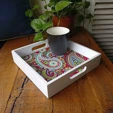 Plateau en bois de Noël de luxe Corps solide réutilisable avec motif de modèle peint à la main pour la décoration de table - Product Image 4