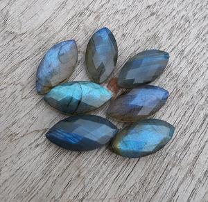 Labradorite de Madagascar Checker Cut Calibré Taille 4x6mm à 20x30mm Dos Plat Pierres Précieuses en Vrac Fabrication de Colliers Faits à la Main Bijoux - Product Image 6