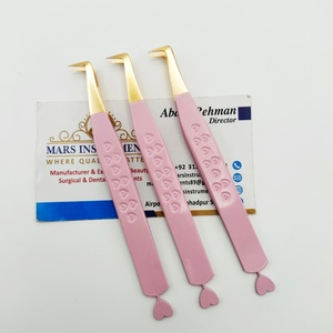 Revestimiento de color rosa Diseño de corazón Bota de Punta dorada Volumen de 90 grados Agarre del ventilador Pinzas de extensión de pestañas para pestañas Logotipo personalizado - Product Image 4