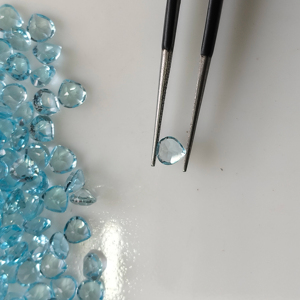 Topacio Azul Cielo Natural RED MOUNTAIN, Piedras Preciosas Sueltas con Corte Corazón de 5 mm para la Fabricación de Joyas al por Mayor - Product Image 1