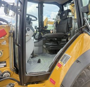 Entrega rápida para retroexcavadora CAT Maquinaria de movimiento de tierras bastante usada con motor de bomba Listo para enviar Tipo de cargador frontal - Product Image 3