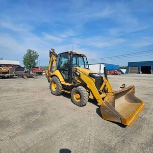 Chargeuse-pelleteuse sur pneus JCB 3CX d'occasion, 4x4, diesel, avec une puissance de creusement élevée - Product Image 3