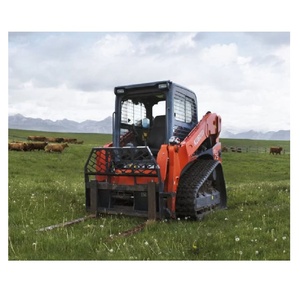 Minicargadora Kubota SVL75-2 de funcionamiento suave con joysticks de control piloto, motor de 74 hp y 2 velocidades de desplazamiento - Product Image 3