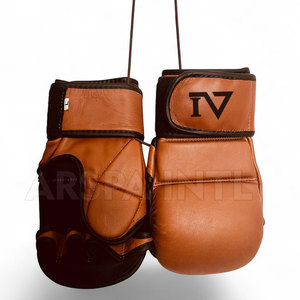 ถุงมือต่อสู้ครึ่งนิ้ว - Product Image 2