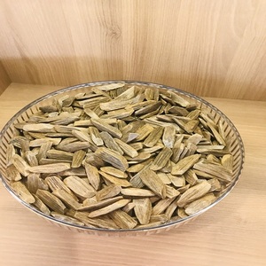 สัมผัสกับกลิ่นหอมแปลกใหม่ของไม้กฤษณาบริสุทธิ์ - Product Image 1