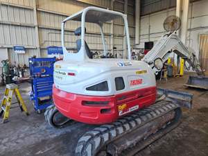 Prix d'usine, haute qualité, mini-excavatrice sur chenilles d'occasion Takeuchi TB260, Japon, 6 tonnes, hydraulique, Takeuchi TB260 d'occasion, excavatrice de 6 tonnes - Product Image 5