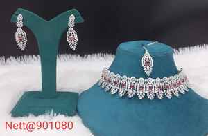 ผู้ค้าส่งอินเดียมีชุดสร้อยคอและต่างหูเพชรแบบอเมริกันที่สวยงามสำหรับผู้หญิงมีจำนวนมาก - Product Image 5