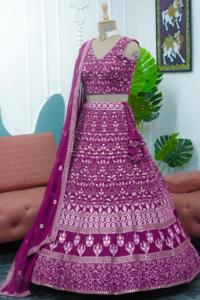 ชุดแต่งงานที่สวยงาม lehenga choli กับด้ายและลำดับการทำงาน - Product Image 4
