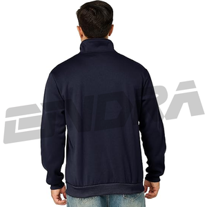 Le pull-over matelassé à fermeture éclair quart pour hommes à manches longues offre une coupe moderne, chaude et douce, parfaite pour les journées fraîches. - Product Image 5