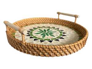Bandeja redonda de ratán bohemio verde con asas - Product Image 3