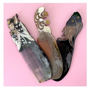 หวีเขาควายธรรมชาติ, หวีแตร, หวีนวด, หวีไม้ทดแทนหวีพลาสติก, การดูแลหนังศีรษะที่อ่อนโยน, ขายส่งจากเวียดนาม - Product Image 1