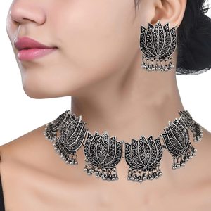 Conjunto de Joyería Nupcial Kundan Chapado en Oro Vintage con Diseño de Loto y Ojo de Buey Redondo con Perla para Boda y Regalo - Product Image 2