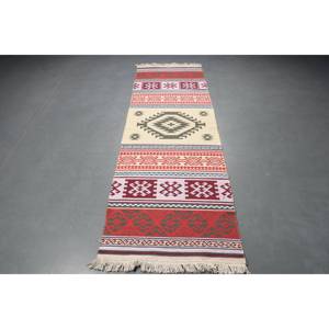 Alfombra Turca Vintage de 2.5x8 pies, Alfombra Roja con Diseño de Patchwork - Product Image 5