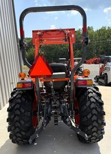 Tractor de granja Kubota L2502HST con cargador de conexión rápida y cubo 66hrs 4WD 25HP motor diésel 540 PTO 3 puntos de enganche, envío gratis - Product Image 6