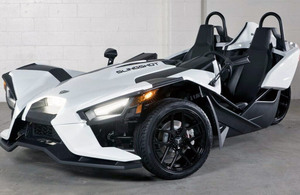 Prêt à être expédié : Polaris Slingshot AUTODRIVE 2023 - EN VENTE MAINTENANT ! Garantie 3 ans. Nouveau Polaris Slingshot pour l'exportation, prix de gros. - Product Image 2