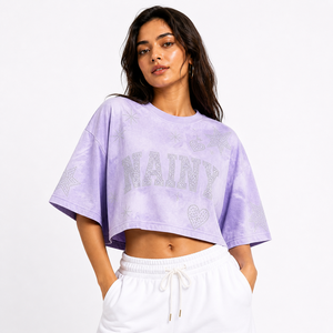 Camisetas personalizadas OEM para mujer con logo, 100% algodón, de alto gramaje, con pedrería, diseño personalizado, corte holgado - Product Image 1