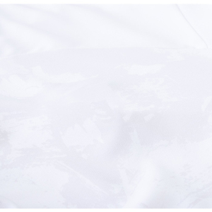 Camiseta de fútbol fabricada con paneles de malla transpirable de tela que absorbe la humedad y durabilidad duradera para uso profesional en fútbol - Product Image 2