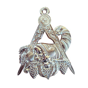 2025 cuello de mayordomo de cuero bordado tipo insignia cosida - Product Image 1