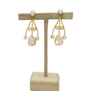 Pendientes de Perlas de Agua Dulce Naturales Blancas Ostra, Estilo Cristiano Vintage, Chapados en Oro de 24K, Sin Níquel, Hechos a Mano - Product Image 3