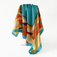 Foulard en satin imprimé cachemire multicolore personnalisé OEM ODM carré de 90cm pour accessoires de mode pour femmes
