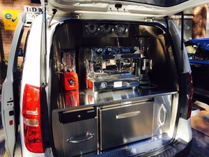 Camion de nourriture mobile pas cher pour café et glaces avec des collations, des hot-dogs, des chips, construction en fibre de verre, isolé, résistant à la rouille - Product Image 5