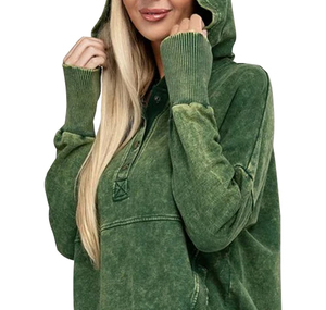 Personnaliser les sweats à capuche durables de qualité supérieure pour femmes avec lavage à l'acide à porter sur les deux occasions décontractées/formelles avec plusieurs poches - Product Image 6