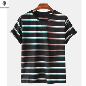 Vente en gros 100% coton T-Shirt pour homme respirant col rond style Hip Hop haute qualité teint en couleur unie 200 grammes Service OEM personnalisable - Product Image 1