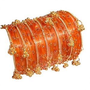 Ensemble de bracelets Churiyan en perles de verre, finition ombrée, accents scintillants, couleurs personnalisées, motifs traditionnels kashmiris, à vendre - Product Image 1