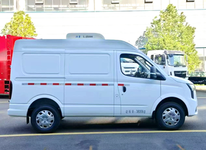 Camioneta Refrigerada SAIC MAXUS con Transmisión Automática y Manual para el Transporte de Alimentos Congelados y Logística de Cadena de Frío - Product Image 1