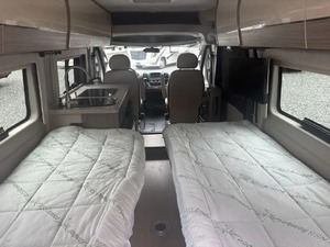 Caravana Usada Entegra Coach Ethos 20E 2025, Remolque de Lujo para Viajes - Product Image 4