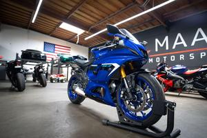 VENTE AVEC REMISE Sur les motos sportives Yamaha YZF R6 2025, modèle 6 vitesses, 117 ch, NOUVEAU, 599 cm³, moto tout-terrain - Product Image 5