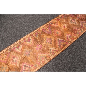 Petit tapis turc vintage 2,5x12,8 pi (75x390 cm), tapis Herki géométrique brun - Product Image 3