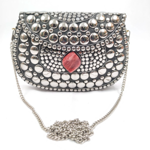 Bolso de mano de metal indio hecho a mano para mujer - Product Image 1