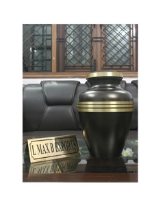 Urna de metal de estilo antiguo Calidad superior para uso funerario Nuevo diseño Forma personalizada Fabricante Urnas de cremación de metal - Product Image 5