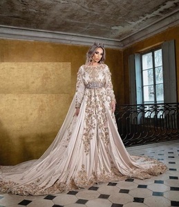 Robe de CAFTAN de mariée, tenue élégante de styliste, avec broderie élégante de dabi, perles en verre de cristal, travail en pierre de verre pour mariage @ 2022 - Product Image 1
