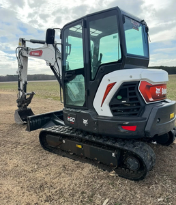 Tractor de Ruedas B-O-B-C-A-T E60 Usado del 2023 con Motor y Caja de Cambios - Product Image 1