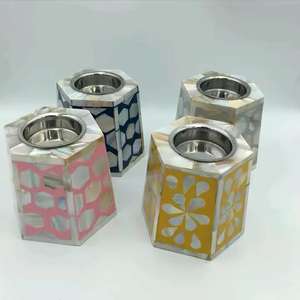 Quemador de incienso Tealight Bakhoor con incrustaciones de madreperla y hueso en los países del Golfo - Product Image 1