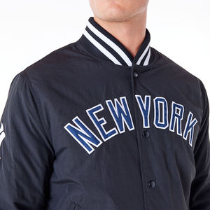 Chaqueta de béisbol con forro de edredón y logotipo bordado de Nueva York para hombre - Product Image 5