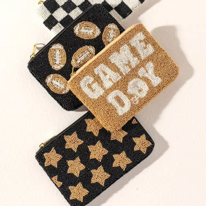 Mini sac à fermeture éclair de football de broderie perlée à la main de qualité supérieure avec un attrait de haute couture et une finition élégante de l'Inde - Product Image 1