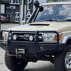 Toyota Land Cruiser Usada en Excelentes Condiciones, Doble Cabina, 4x4, Serie 79 Disponible - Product Image 1