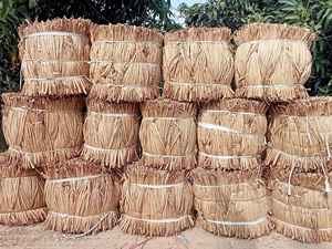 Jacinthe d'eau (Eichhornia crassipes) Panier de jacinthe d'eau en fibre brute du Viet Nam Sac de jacinthe d'eau en osier - Product Image 1