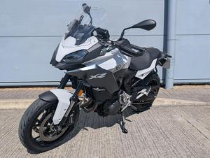 Motos deportivas BMW F 900 XR usadas en buen estado, de 2013 a 2025, en venta - Product Image 4