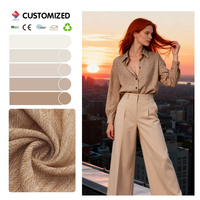 Nouvelle Collection Prêt à Expédier Tissé 100% Polyester Couleur Unie 150gsm Lin Look Chemise Tissu de Vêtement