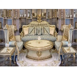 Canapé trois places de style classique avec chaises à oreilles Mobilier de siège de style français et italien Ensemble de canapés 8 places de style italien - Product Image 1