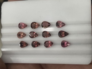 Turmalina Rubelita Natural al por Mayor, Corte Pera, Calibrada, Piedras Sueltas Semipreciosas Rosas para la Elaboración de Joyería Fina - Product Image 3