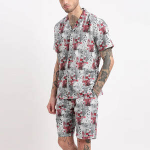 Ensemble de shorts de rue urbains imprimés pour hommes, look audacieux en tissu d'été de qualité supérieure - Product Image 3