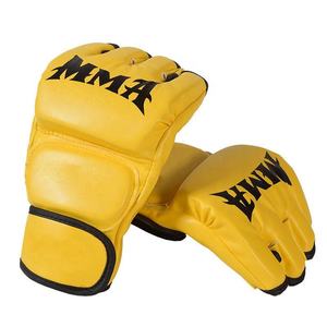 Guantes de boxeo de ajuste personalizado disponibles en varios tamaños y colores adaptados a sus necesidades y estilo de entrenamiento específicos - Product Image 6
