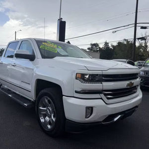 Chevrolet Silverado 1500 LTZ Z71 d'occasion 2018, garantie OEM d'un an, origine américaine - Product Image 1