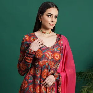 Ensemble tendance 2024 pour femme : Kurta Anarkali de créateur exclusif, pantalon assorti et magnifique dupatta en tissu CREAP – Style élégant - Product Image 1
