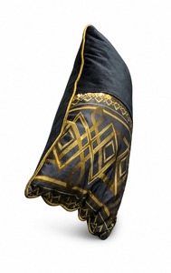 Funda de cojín decorativa negra de jacquard con patchwork y bordado, con cremallera - Product Image 4